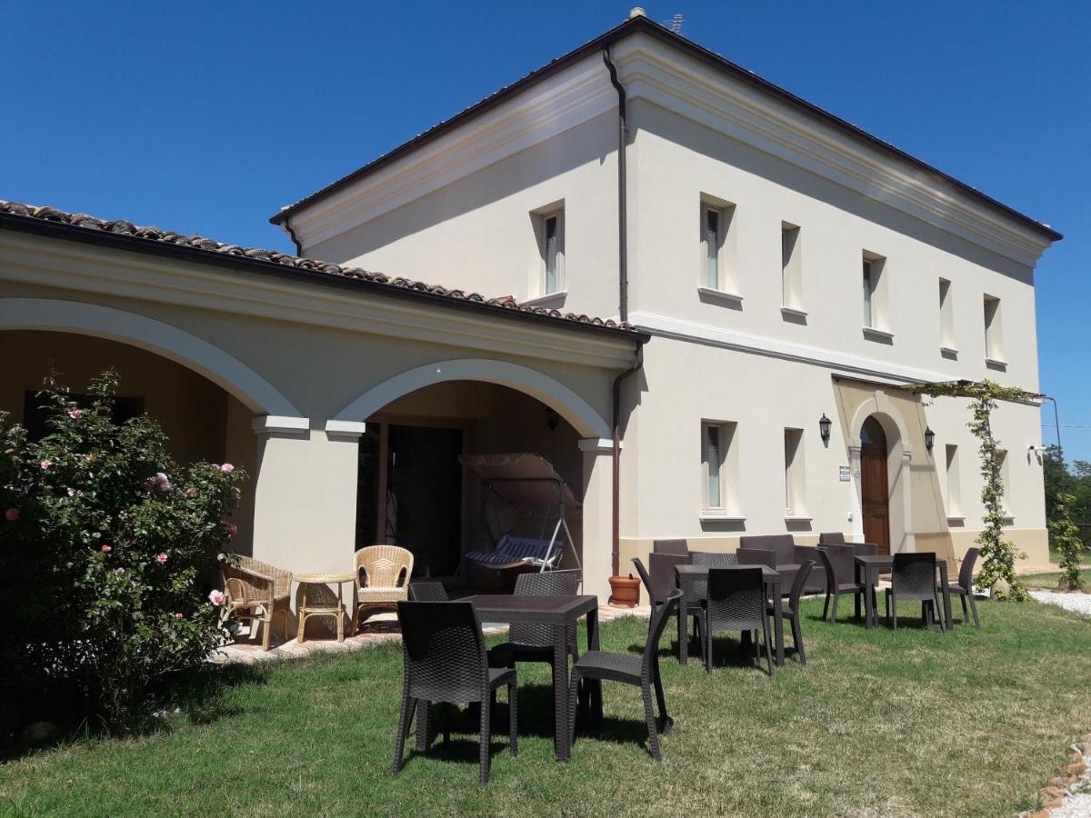 Villa Marietta Country House - Marche Montemaggiore al Metauro Εξωτερικό φωτογραφία