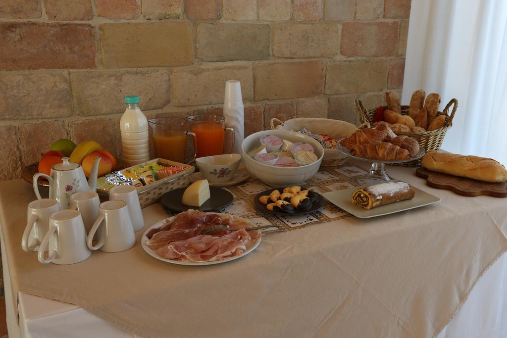 Villa Marietta Country House - Marche Montemaggiore al Metauro Εξωτερικό φωτογραφία