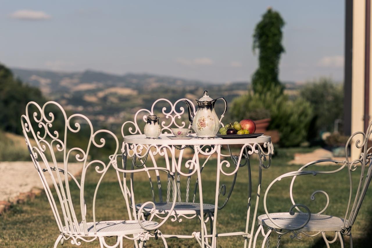 Villa Marietta Country House - Marche Montemaggiore al Metauro Εξωτερικό φωτογραφία